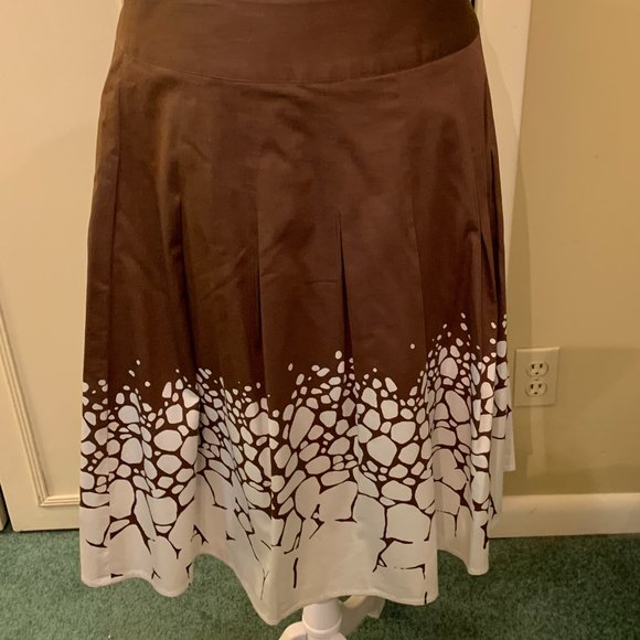 Skirt, Kenneth Cole, Size 6 - Picture 1 of 7